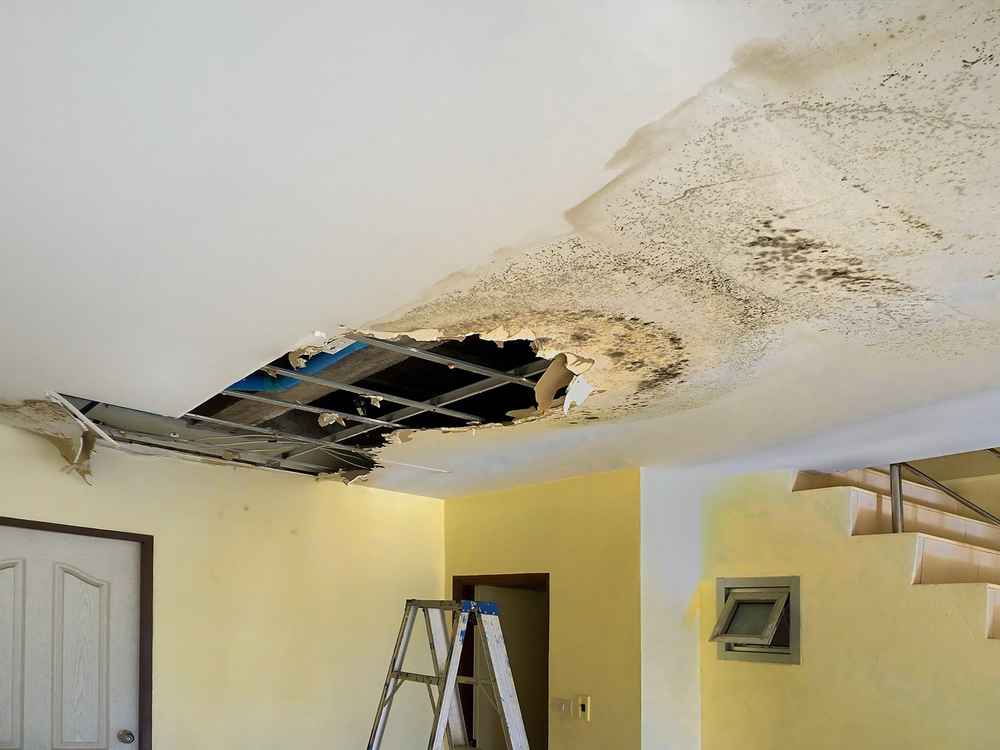 4 Major Causes of Roof Leaks in your Home
