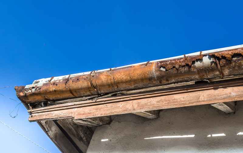 when to replace gutters, Jonesboro