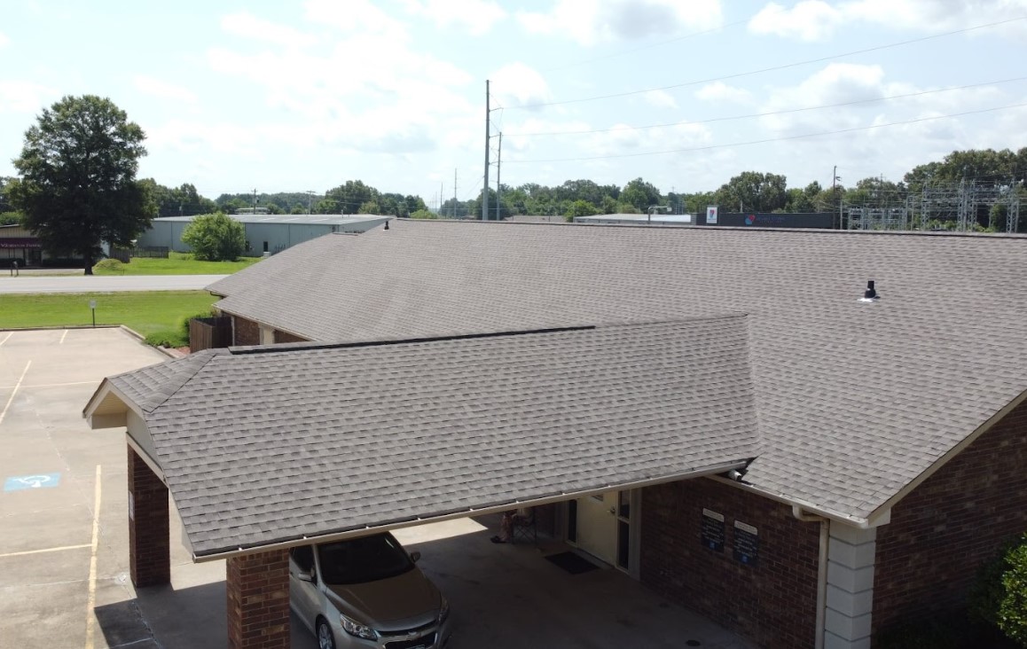 how to choose a reliable roofer, professional roofer, Jonesboro AR